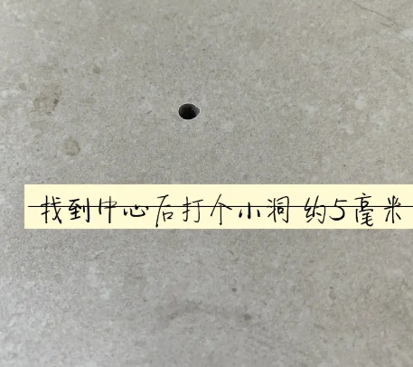哈密瓷砖空鼓维修公司专业解答在瓷砖铺贴过程中，如果砂料搅拌不均匀，将会带来以下问题